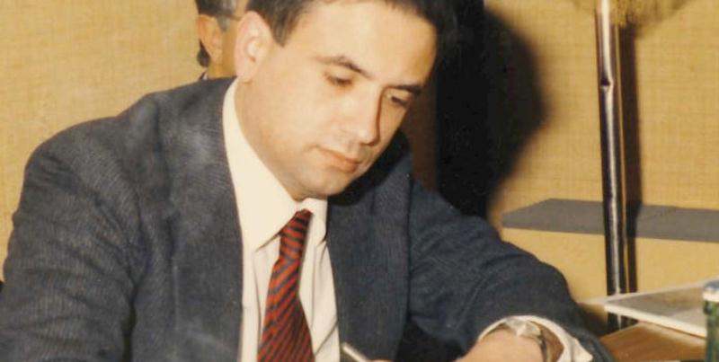 Rosario Livatino fu ucciso dalla mafia nel 1990. Lo ricordiamo per le sue riflessioni sul ruolo e l'etica del giudice e sul rapporto tra magistratura e società.